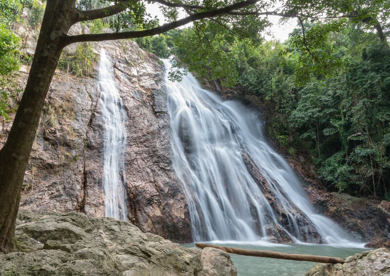 Na Muang Waterfall